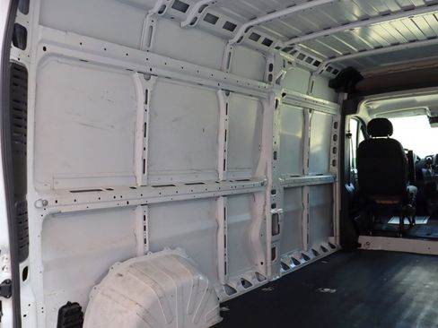 Used 2023 RAM ProMaster 2500 image 34