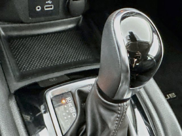 Used 2019 Nissan Rogue S w/ Special Edition Package FWD image 19