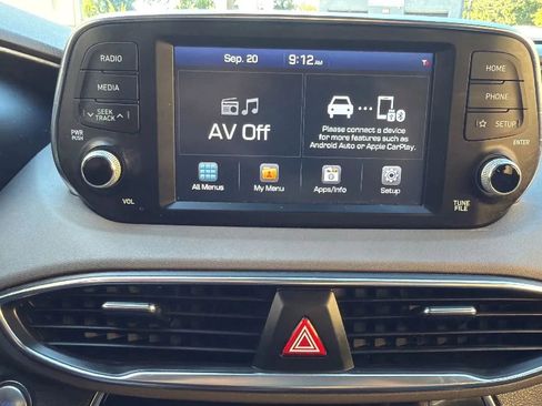 Used 2019 Hyundai Santa Fe SEL image 18