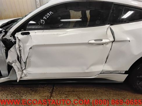 Used 2018 Ford Mustang Coupe w/ Ecoboost Performance Package RWD image 17