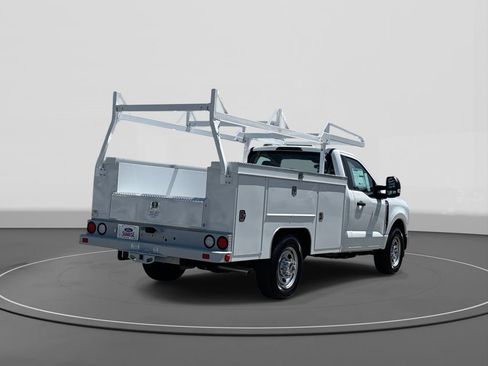 New 2025 Ford F350 XL w/ XL Chrome Package image 5