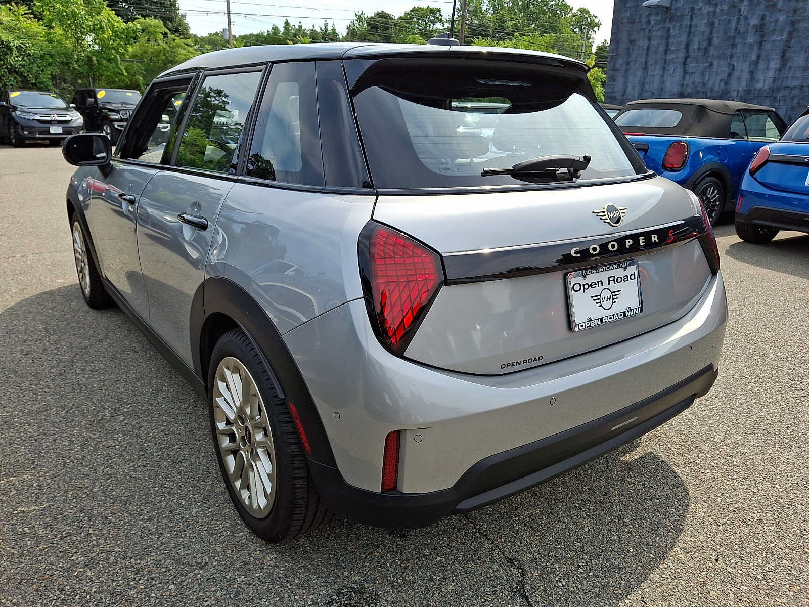 Used 2026 MINI Cooper S FWD image 4