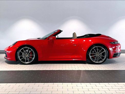 Used 2020 Porsche 911 Carrera S RWD image 2