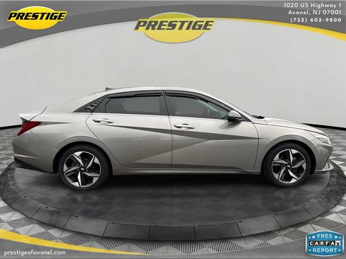 Used 2021 Hyundai Elantra SEL w/ Convenience + Premium Package FWD image 4