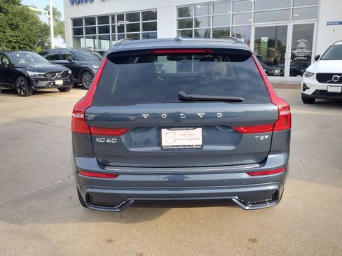 Certified 2025 Volvo XC60 T8 Plus w/ Protection Package Premier image 9
