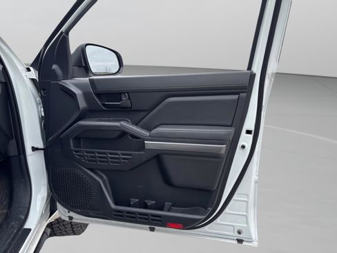 Certified 2024 Toyota Tacoma SR5 image 43