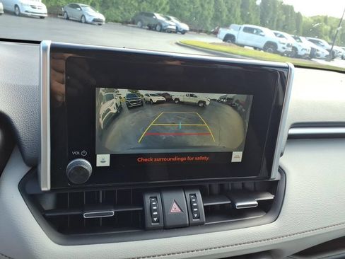 Used 2023 Toyota RAV4 XLE Premium FWD image 17