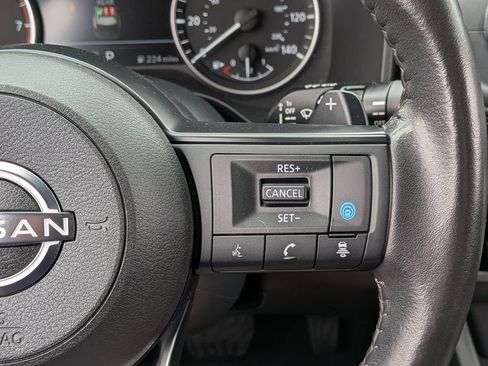 Certified 2024 Nissan Rogue SV w/ SV Premium Package FWD image 19
