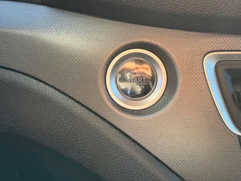 Used 2023 Honda Ridgeline Sport image 16