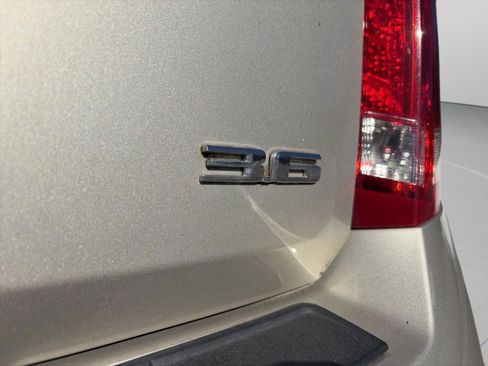 Used 2016 Cadillac SRX Luxury w/ Driver Awareness Package image 28