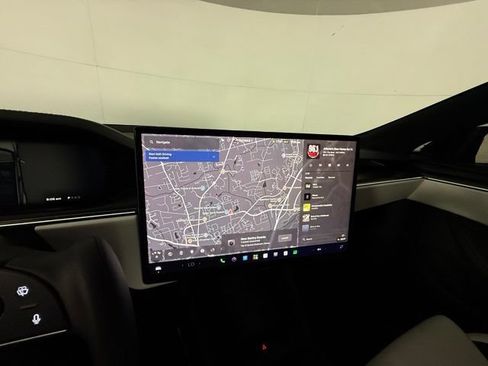 Used 2026 Tesla Model S Plaid AWD/4WD image 15