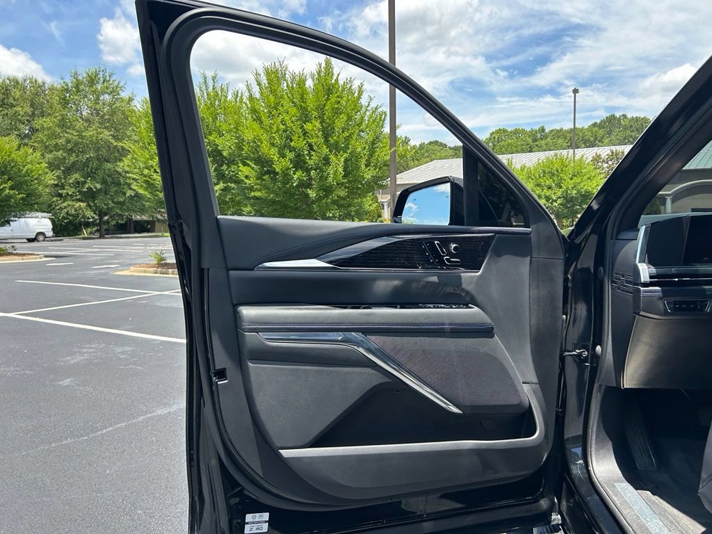 Used 2025 Cadillac Escalade IQ Sport 1 AWD/4WD image 65