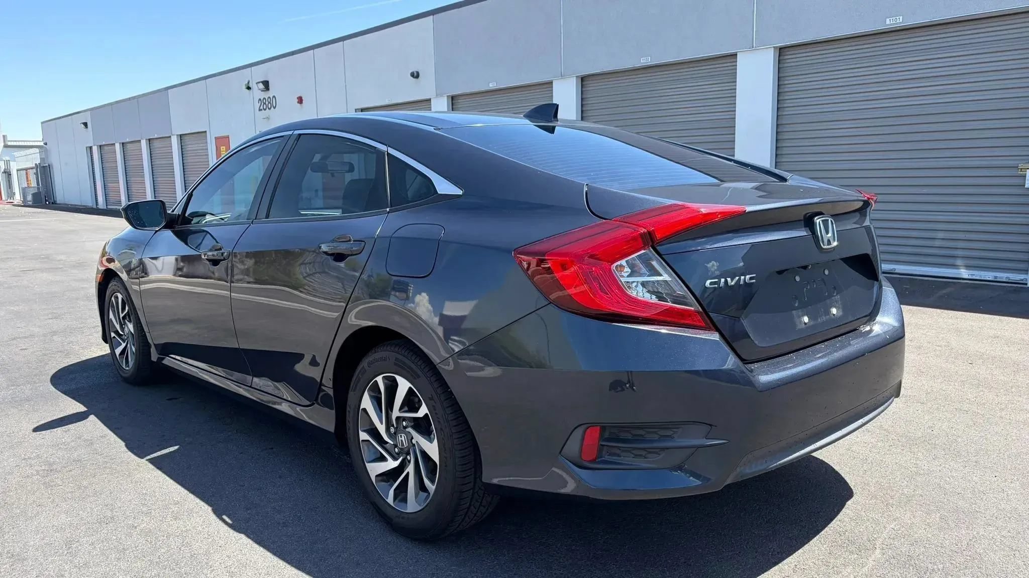 Used 2018 Honda Civic EX image 3