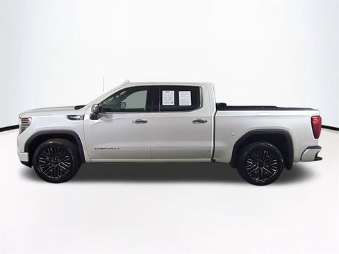 Used 2022 GMC Sierra 1500 Denali Ultimate image 8