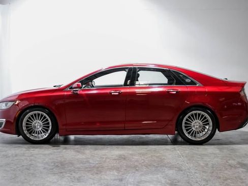 Used 2017 Lincoln MKZ Reserve image 13