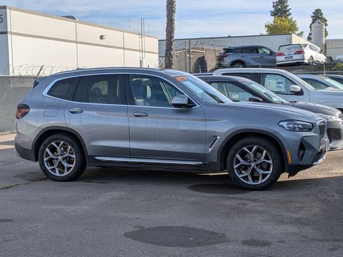 Used 2023 BMW X3 sDrive30i image 2