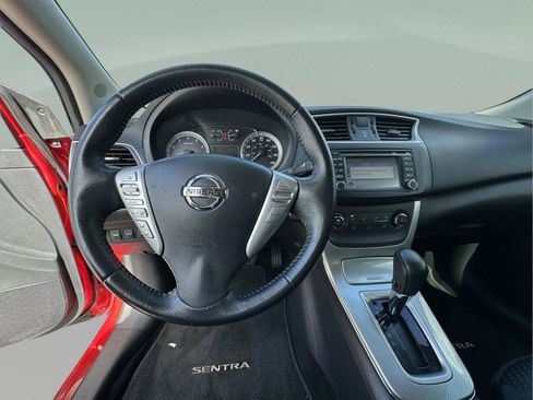 Used 2015 Nissan Sentra SR w/ Navigation Package image 11
