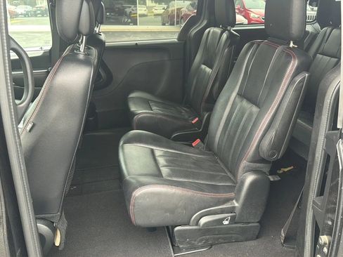 Used 2019 Dodge Grand Caravan GT FWD image 11
