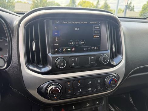 Used 2020 GMC Canyon SLE w/ Elevation Edition RWD image 15