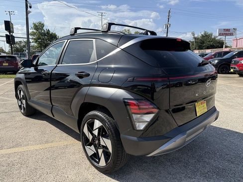 Used 2026 Hyundai Kona Limited AWD/4WD image 7