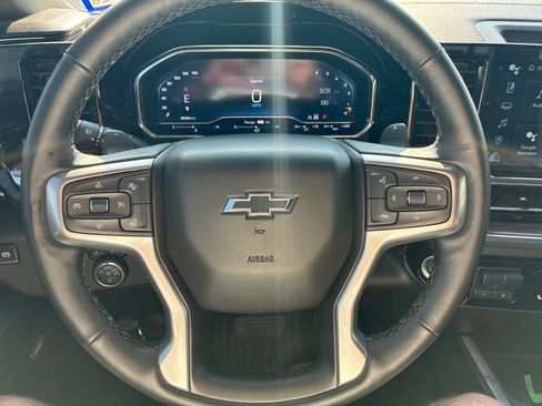 Used 2024 Chevrolet Silverado 1500 RST AWD/4WD image 16