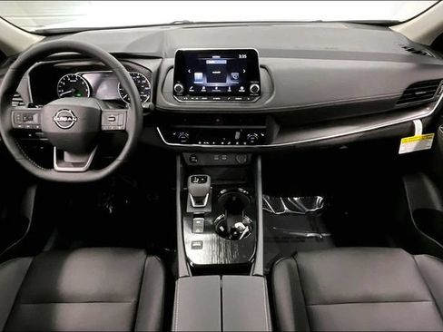 New 2026 Nissan Rogue Dark Armor FWD image 5