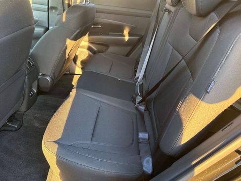 Used 2025 Hyundai Tucson SEL image 13