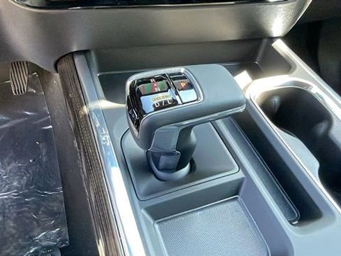 New 2026 Chevrolet Silverado 1500 LT w/ Leather Package image 17