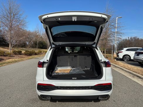 New 2025 Audi Q5 Premium Plus image 14