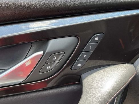 Used 2019 Chevrolet Blazer RS FWD image 22