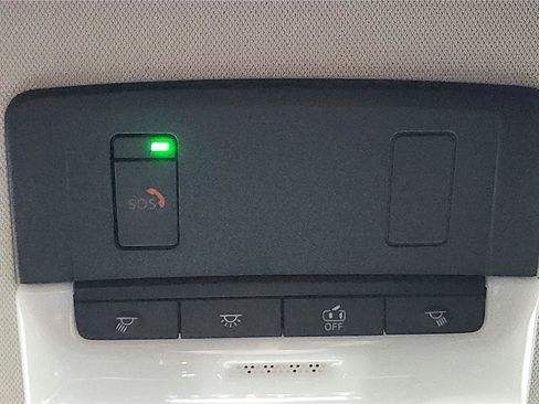 Used 2024 Nissan Pathfinder SL image 40