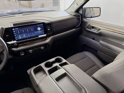 Used 2023 GMC Sierra 1500 Elevation image 25