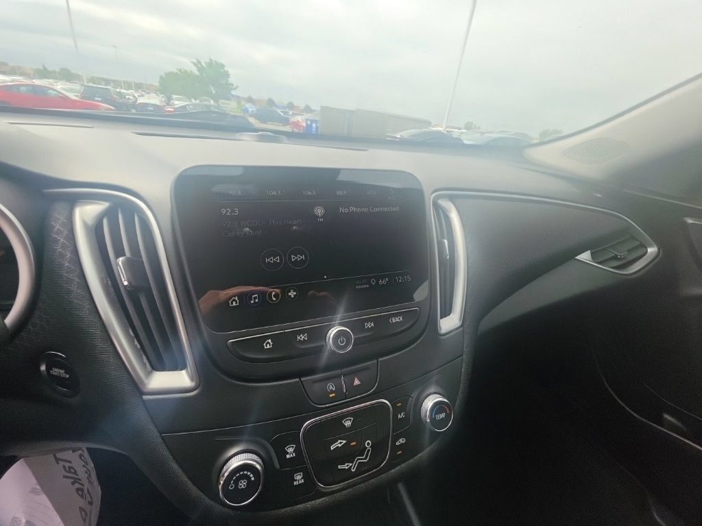 Used 2024 Chevrolet Malibu LS FWD image 18