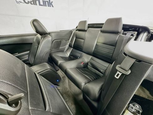 Used 2011 Ford Mustang GT Premium w/ Electronics Pkg RWD image 28