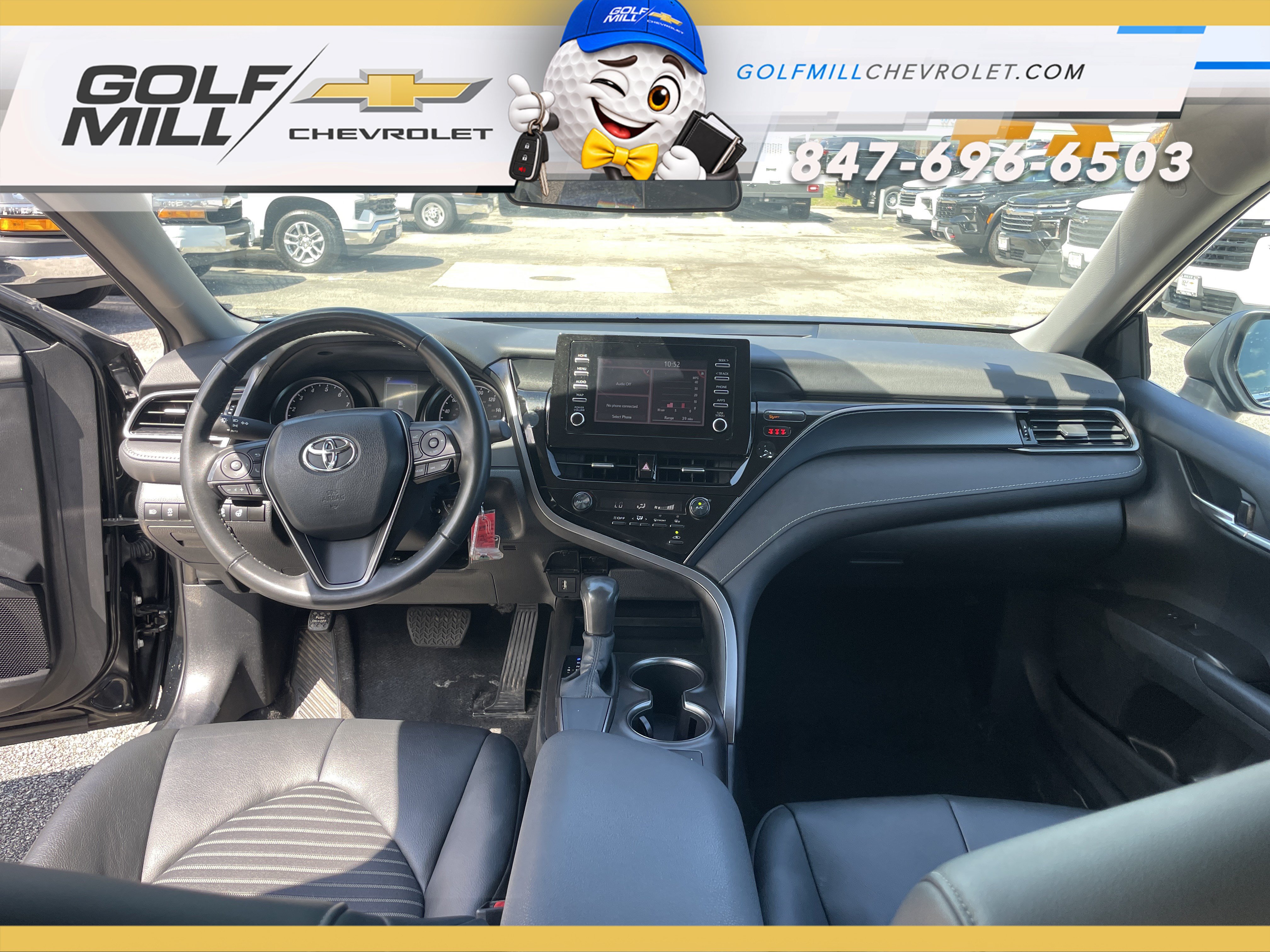 Used 2024 Toyota Camry SE FWD image 30