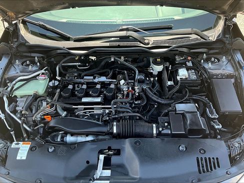 Used 2018 Honda Civic EX-T image 9