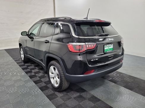 Used 2020 Jeep Compass Latitude AWD/4WD image 5
