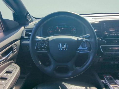 Used 2021 Honda Passport Touring image 16