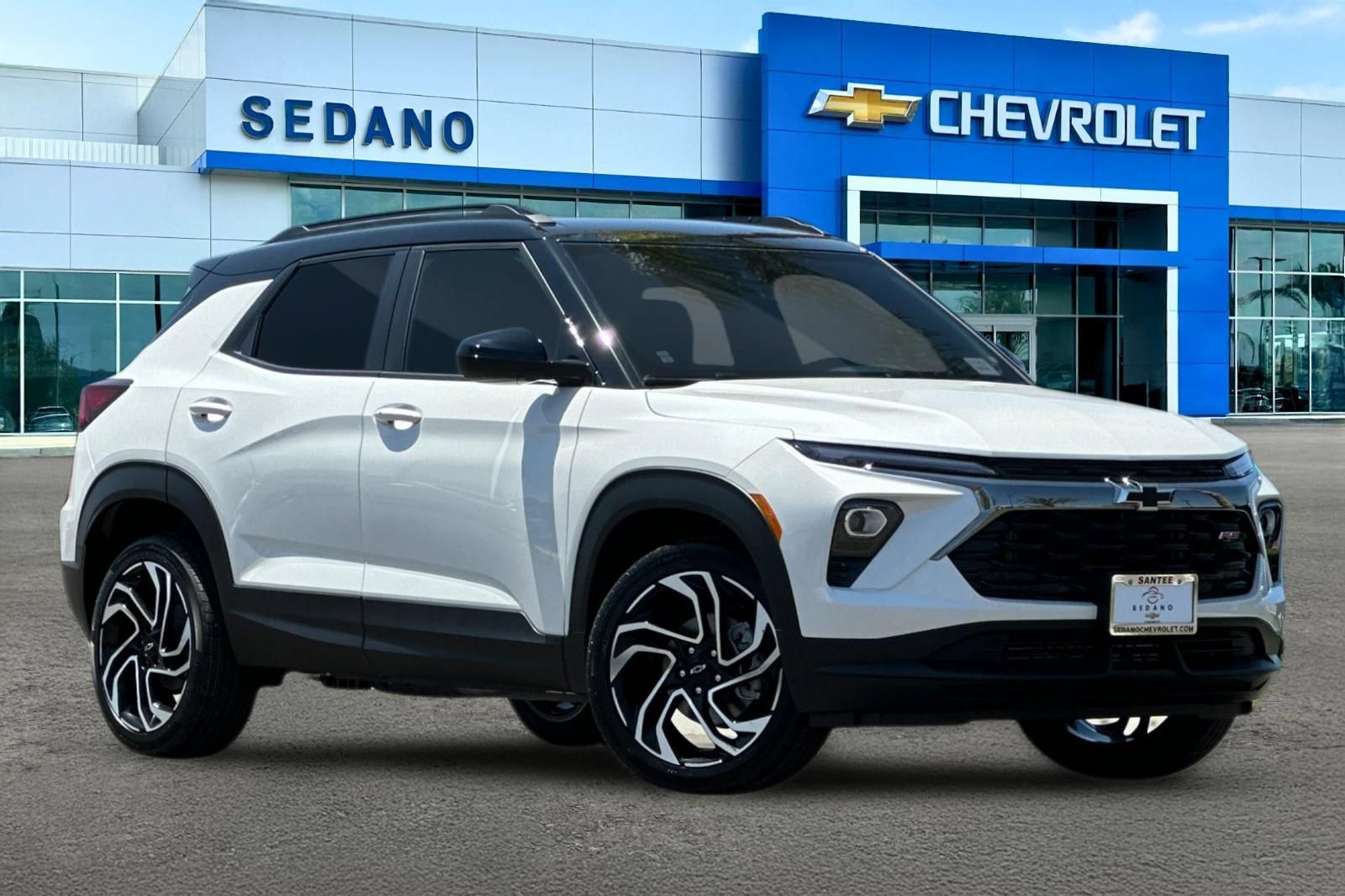 New 2026 Chevrolet TrailBlazer RS w/ Convenience Package AWD/4WD image 2