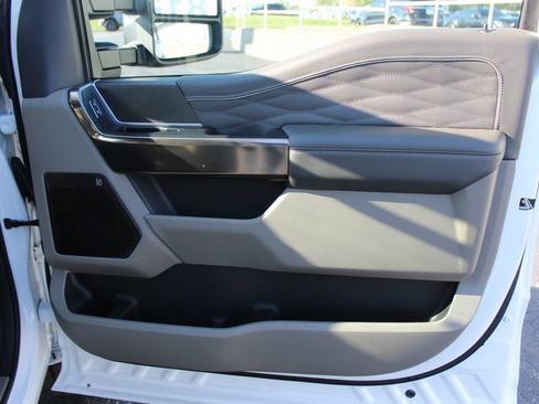 New 2026 Ford F350 Platinum w/ Platinum Plus Package AWD/4WD image 11