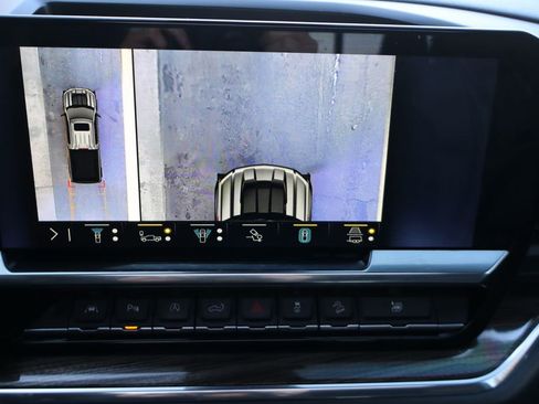 Used 2023 Chevrolet Silverado 1500 LT Trail Boss w/ LT Trail Boss Premium Package image 28