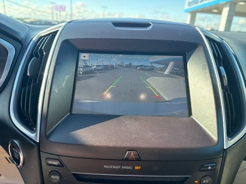 Used 2017 Ford Edge Titanium w/ Equipment Group 301A FWD image 24
