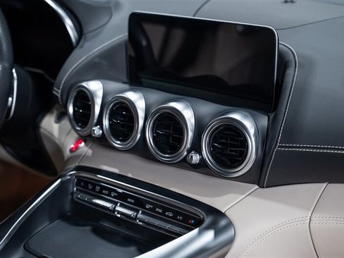 Used 2020 Mercedes-Benz AMG GT C image 52