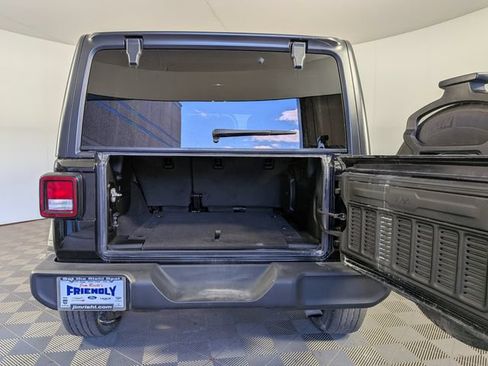 Used 2021 Jeep Wrangler Unlimited Sport AWD/4WD image 11