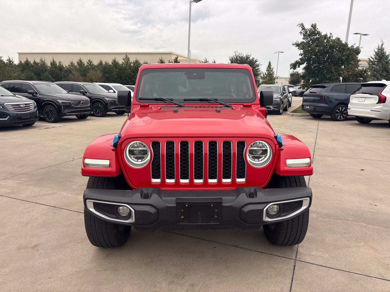 Used 2021 Jeep Wrangler Unlimited Sahara w/ Safety Group AWD/4WD image 2