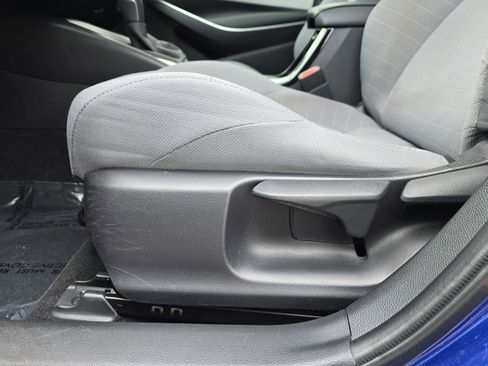 Used 2021 Toyota Corolla SE image 28