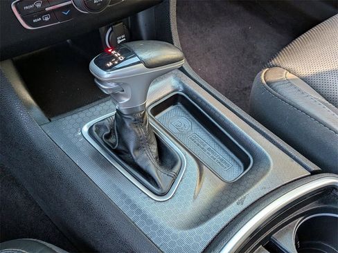 Used 2018 Dodge Charger R/T image 12