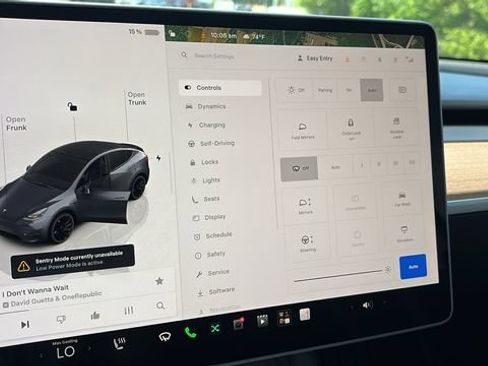 Used 2023 Tesla Model Y Performance AWD/4WD image 17