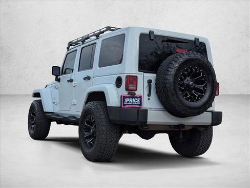 Used 2014 Jeep Wrangler Unlimited Sahara w/ Max Tow Package AWD/4WD image 8
