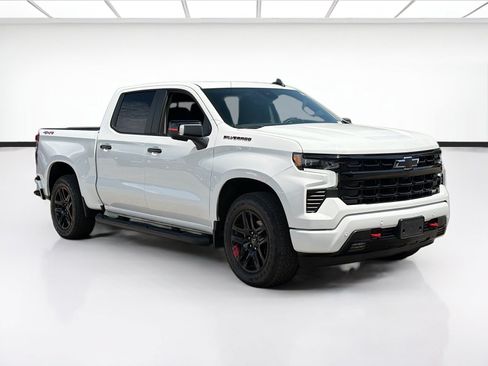 Used 2025 Chevrolet Silverado 1500 RST w/ Redline Edition AWD/4WD image 3